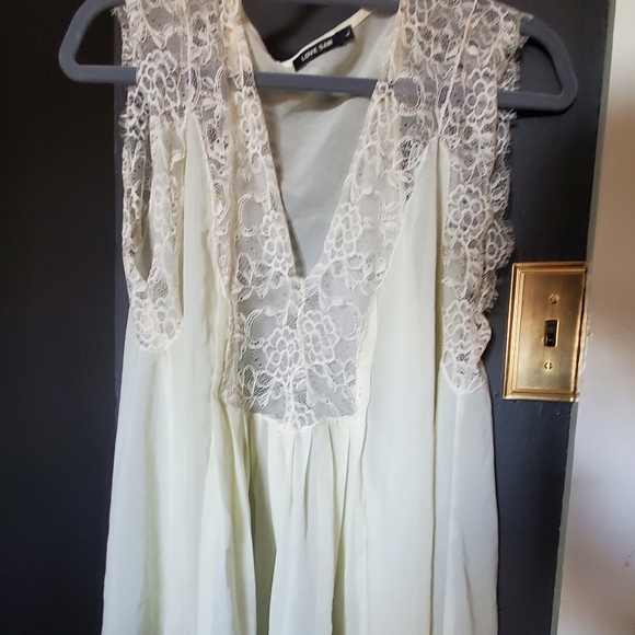 Pastel Yellow Lace Sheer Blouse-Anthropologie-L - Picture 7 of 9